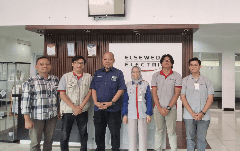 Product Showcase & Solutions Presentation